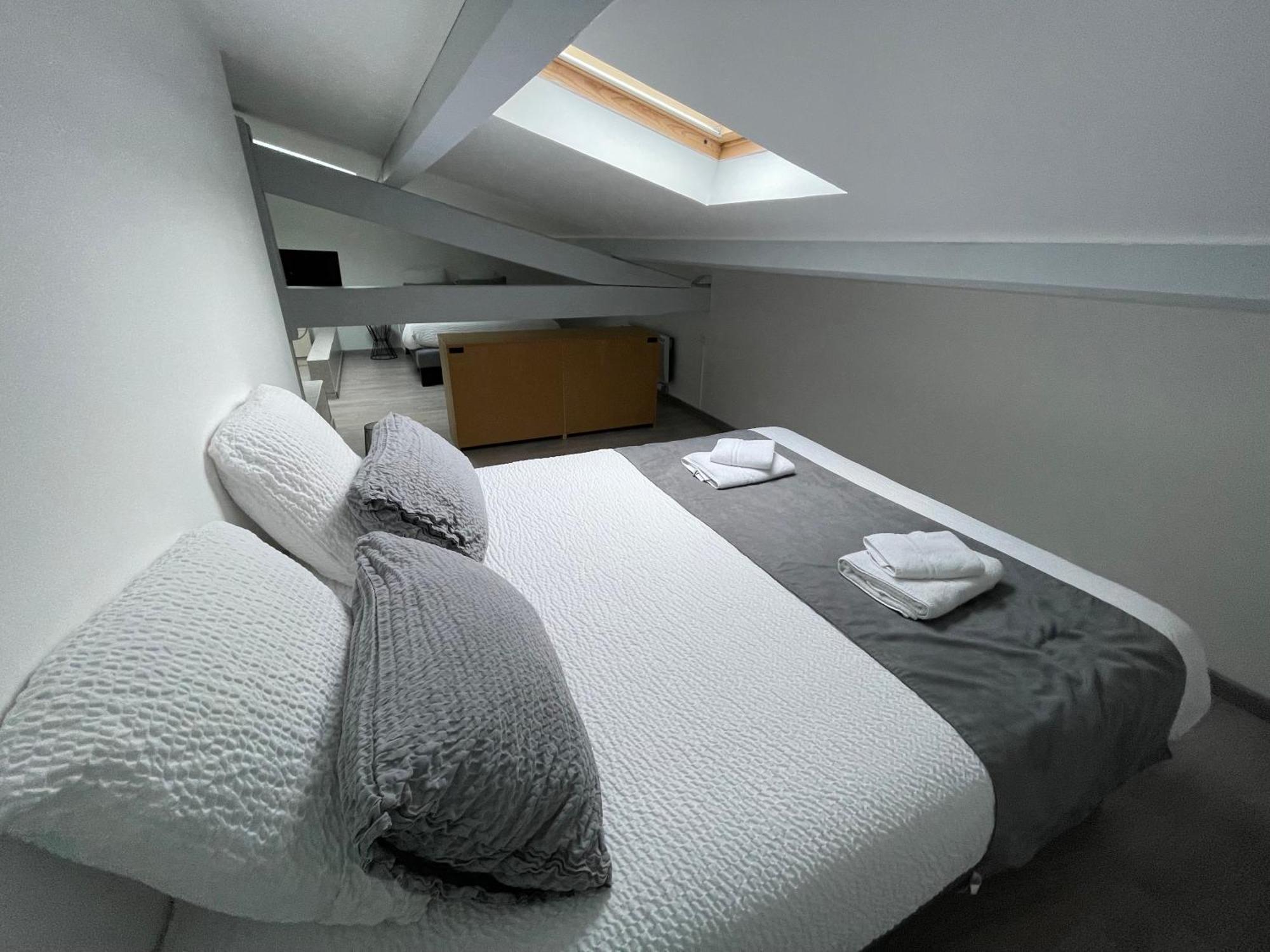 Hotel Paris Madrid Lesperon  外观 照片